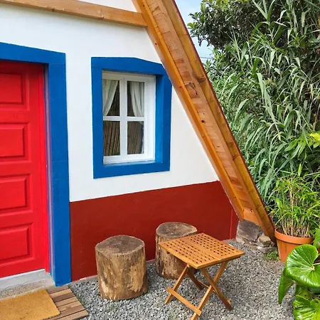 Casa Da Saloia * Santana (Madeira)